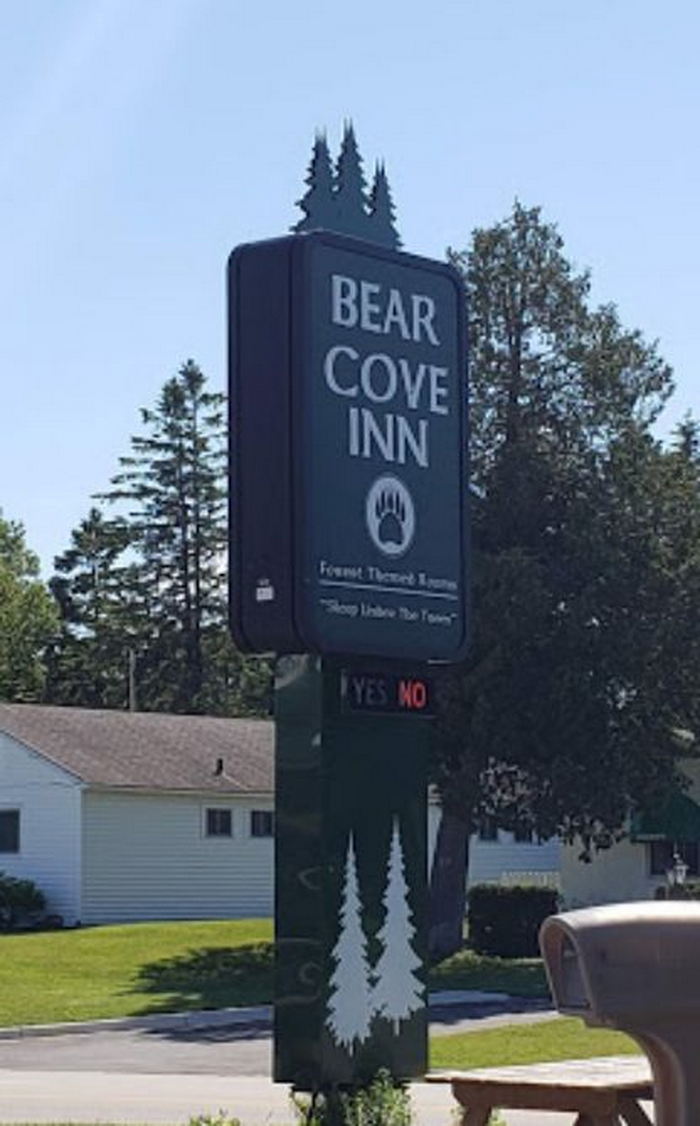 Bear Cove Inn (Rock View Motel, Rockview Motel) - From Web Listing